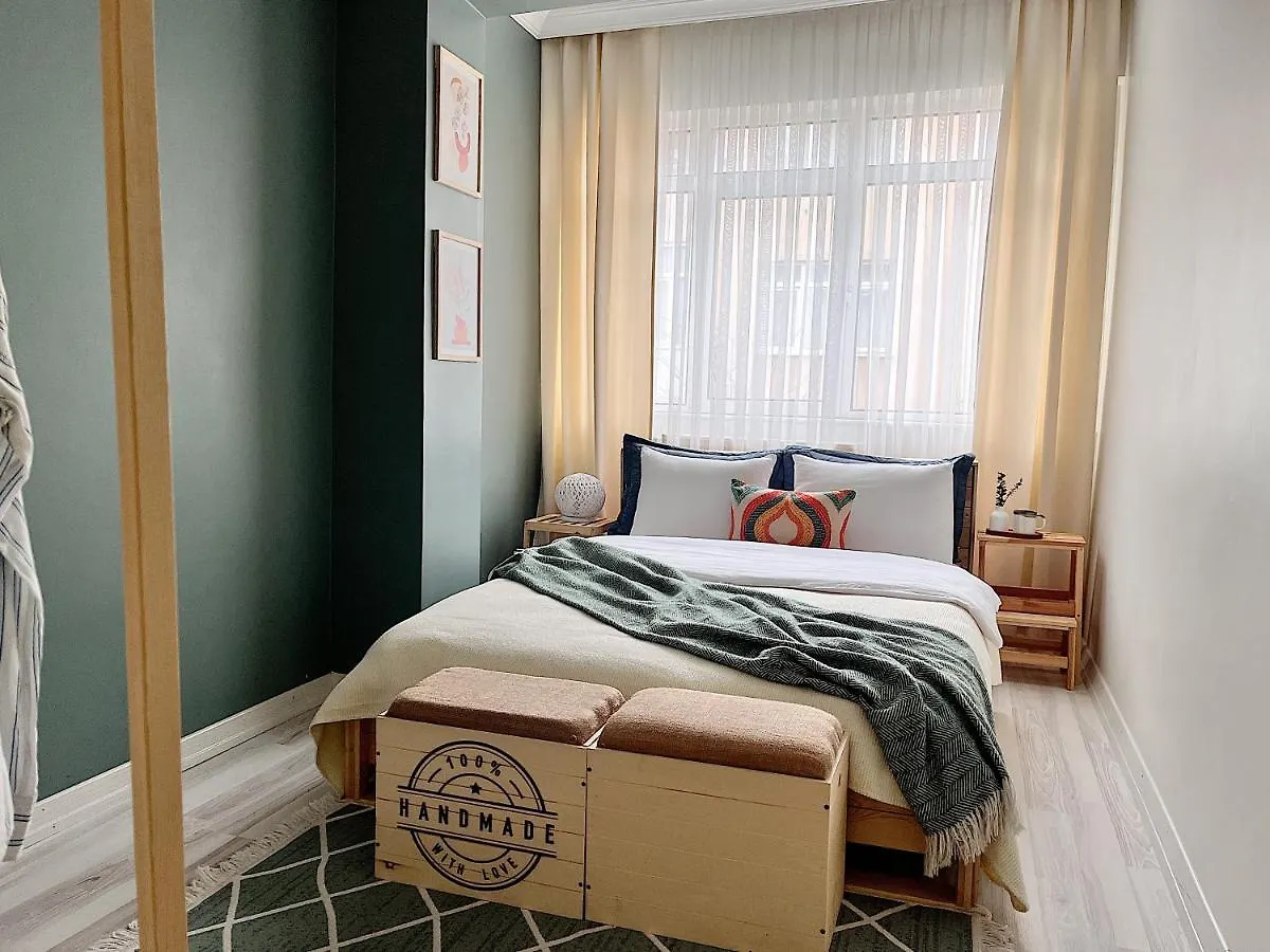 Charm And Cosy 2Br Apartment Istanbul