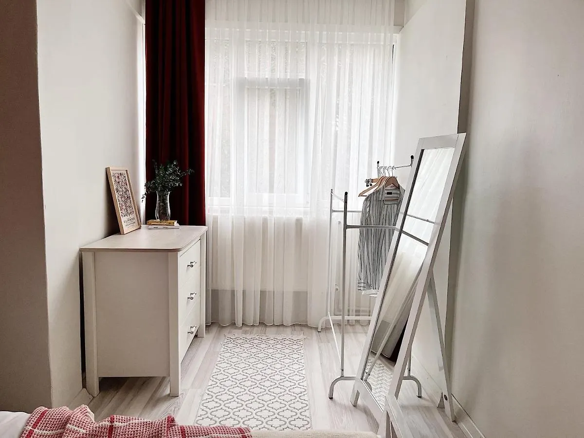 Charm And Cosy 2Br Apartment Istanbul
