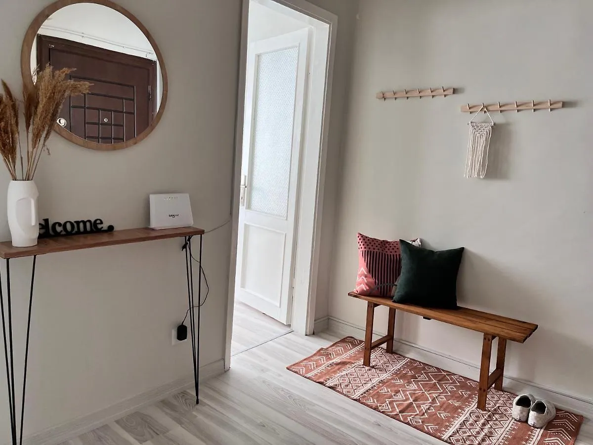 Charm And Cosy 2Br Apartment Estambul Turquía